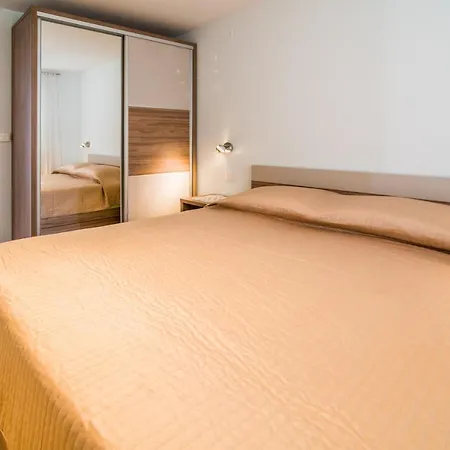 Apartman Belveder *spacious Groundfloor Krk Town
