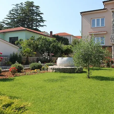 Apartman Belveder *spacious Groundfloor *